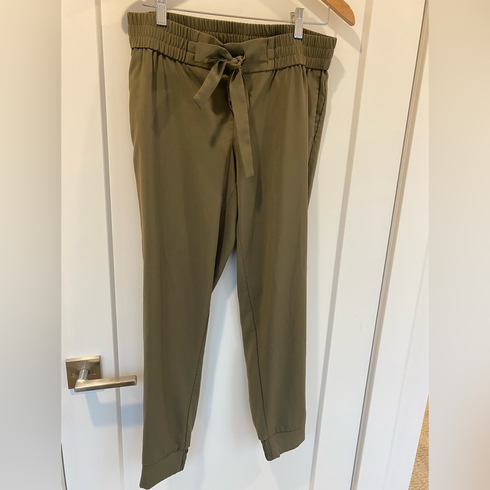 STORK & BABE Maternity Joggers Size Small Green